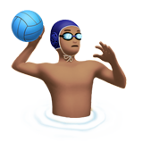 Homem Jogando Polo Aquático: Tom de Pele Médio