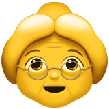 Літня жінка