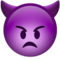 وجه غاضب بقرنين