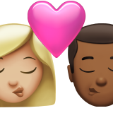 Beijo: Mulher, Homem, Tom de Pele Médio-Claro, Tom de Pele Médio-Escuro