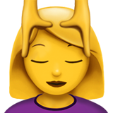 Mulher Recebendo Massagem Facial