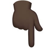 Указывающий вниз палец: очень темный тон кожи для Apple iOS 18.4