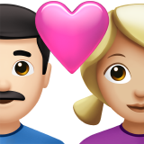 Пара з серцем-чоловік: світлий тон шкіри, жінка: середньо-світлий тон шкіри для Apple iOS 18.4