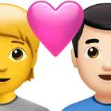 Пара з серцем: людина, чоловік, без тону шкіри, світлий тон шкіри для Apple iOS 18.4