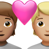Влюбленная пара: взрослый взрослый средний тон кожи светлый тон кожи для Apple iOS 18.4