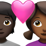 <p>Casal com Coração: Pessoa, Mulher, Tom de Pele Escuro, Tom de Pele Médio-escuro</p> para Apple iOS 18.4
