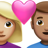 Закохана пара: жінка чоловік світлий тон шкіри середній тон шкіри для Apple iOS 18.4