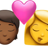 Поцілунок: людина, жінка, середньо-темний тон шкіри, без тону шкіри для Apple iOS 18.4