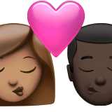 Поцелуй: женщина мужчина средний тон кожи очень темный тон кожи для Apple iOS 18.4