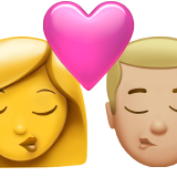 Поцілунок-жінка: без тону шкіри, чоловік: середньо-світлий тон шкіри для Apple iOS 18.4