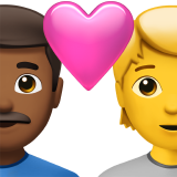 Pareja con corazón: hombre, persona, tono de piel medio oscuro, sin tono de piel para Apple iOS 26.4