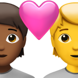 Couple avec cœur : personne, personne, teint moyen-foncé, sans teint pour Apple iOS 26.4