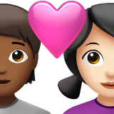 Pasangan Berhati: Orang, Wanita, Warna Kulit Sedang-Gelap, Warna Kulit Cerah untuk Apple iOS 26.4