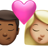 Beijo - Homem: Tom de pele médio-escuro, Mulher: Tom de pele médio-claro para Apple iOS 26.4