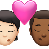 Beijo: Pessoa, Homem, Tom de pele claro, Tom de pele médio-escuro para Apple iOS 26.4