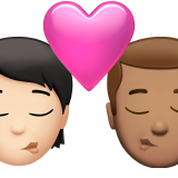 Ciuman: Orang, Pria, Warna Kulit Cerah, Warna Kulit Sedang untuk Apple iOS 26.4