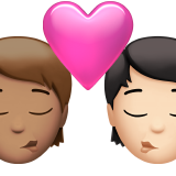Berciuman: dewasa, dewasa, warna kulit sedang, warna kulit cerah untuk Apple iOS 26.4