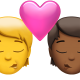 Baiser : Personne, Personne, Pas de teint, Teint moyen-foncé pour Apple iOS 26.4