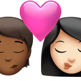 Ciuman: Orang, Wanita, Warna Kulit Sedang-Gelap, Warna Kulit Cerah untuk Apple iOS 26.4