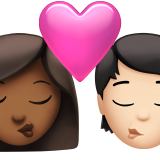 Ciuman: Wanita, Orang, Warna Kulit Sedang-Gelap, Warna Kulit Cerah untuk Apple iOS 26.4