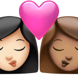 第亲吻: 女人女人较浅肤色中等肤色号为第Apple iOS 26.4号