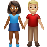 Mulher And Homem Holding Hands: Pele Morena Escura, Pele Morena Clara para Apple iOS 26.4