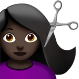 Mulher Cortando O Cabelo: Pele Escura para Apple iOS 26.4
