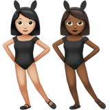Women dengan Telinga Bunny: Warna Kulit Cerah, Warna Kulit Sedang-Hitam untuk Apple iOS 26.4