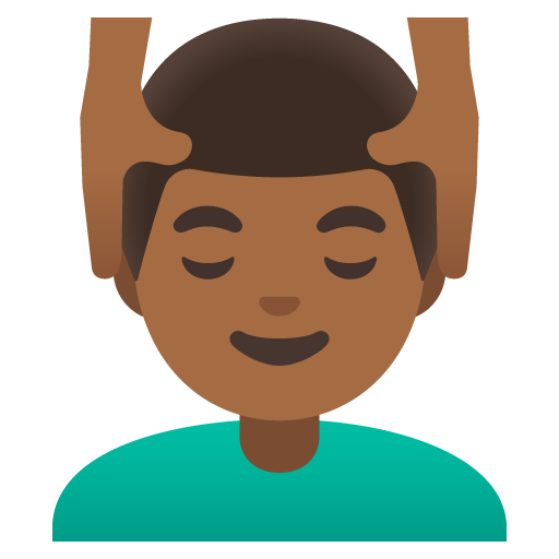 Чоловікові масажують обличчя: темний тон шкіри для Google 16.0