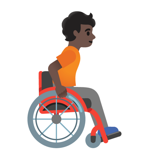 Pessoa em cadeira de rodas manual voltada para a direita: tom de pele escuro para Google 17.0