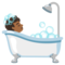 Persona Che Fa Il Bagno: Carnagione Medio-Scura