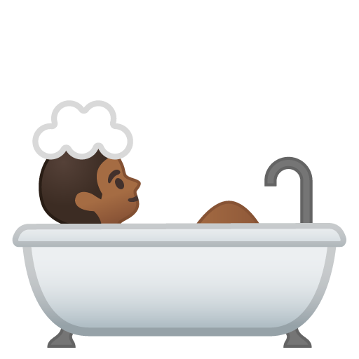 Persona Che Fa Il Bagno: Carnagione Medio-Scura