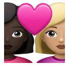 Couple avec cœur: Femme, Femme, Peau Foncée, Peau Moyennement Claire