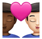 Baiser: Homme, Homme, Peau Moyennement Foncée, Peau Claire