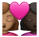 Baiser: Femme, Femme, Peau Moyenne, Peau Foncée