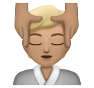 Pessoa Recebendo Massagem Facial: Pele Morena Clara para Huawei HarmonyOS 5.0