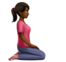 <p>Жінка, яка стоїть на колінах: середньо-темний тон шкіри, дивиться праворуч</p> для Huawei HarmonyOS 5.0