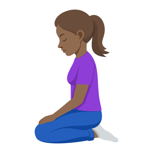 Mulher Ajoelhando: Pele Morena Escura para JoyPixels 10.0