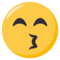 وجه يقبّل بعينين باسمتين