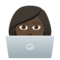 IT-Expertin: Dunkle Hautfarbe
