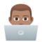 IT-Experte: Mittlere Hautfarbe