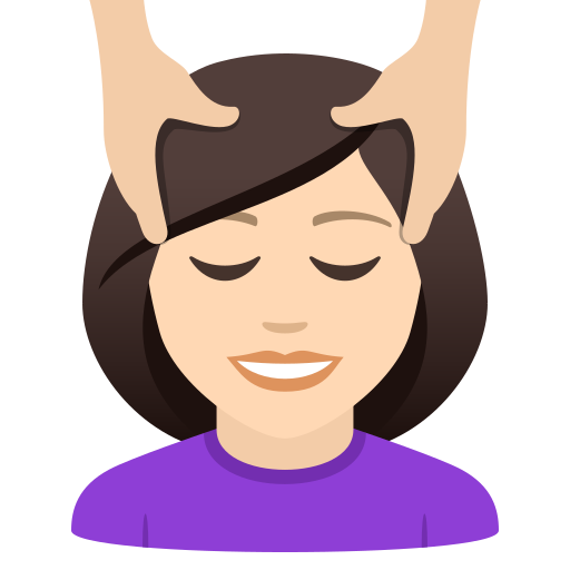 Frau, Die Eine Kopfmassage Bekommt: Helle Hautfarbe