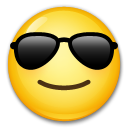 Cara Sonriendo Con Gafas De Sol
