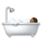 Persona En La Bañera: Tono de Piel Oscuro Medio