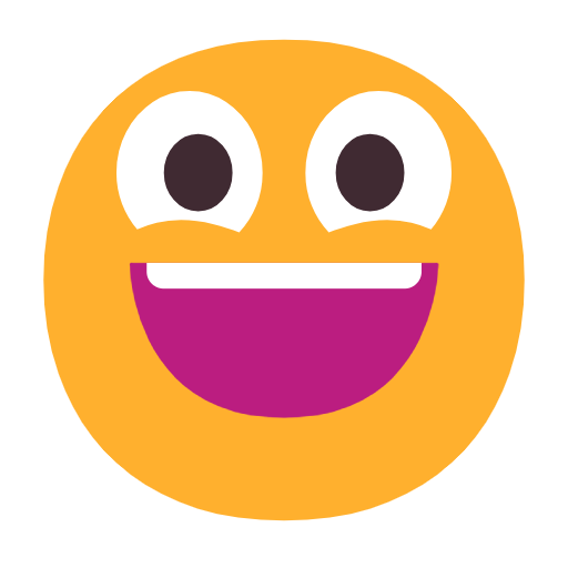 وجه مبتسم بعينين كبيرتين