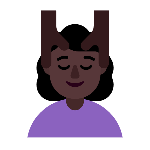 Mulher Recebendo Massagem Facial: Pele Escura para Microsoft Windows 11 24H2 August 2025 Update