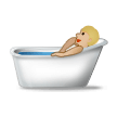 Personne Prenant Un Bain: Peau Moyennement Claire Personne Prenant Un Bain: Peau Moyennement Claire