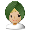 Femme En Turban: Peau Moyennement Claire Femme En Turban: Peau Moyennement Claire