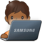 IT-Experte/IT-Expertin: Mitteldunkle Hautfarbe IT-Experte/IT-Expertin: Mitteldunkle Hautfarbe