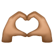 Mani Che Formano Un Cuore: Carnagione Media